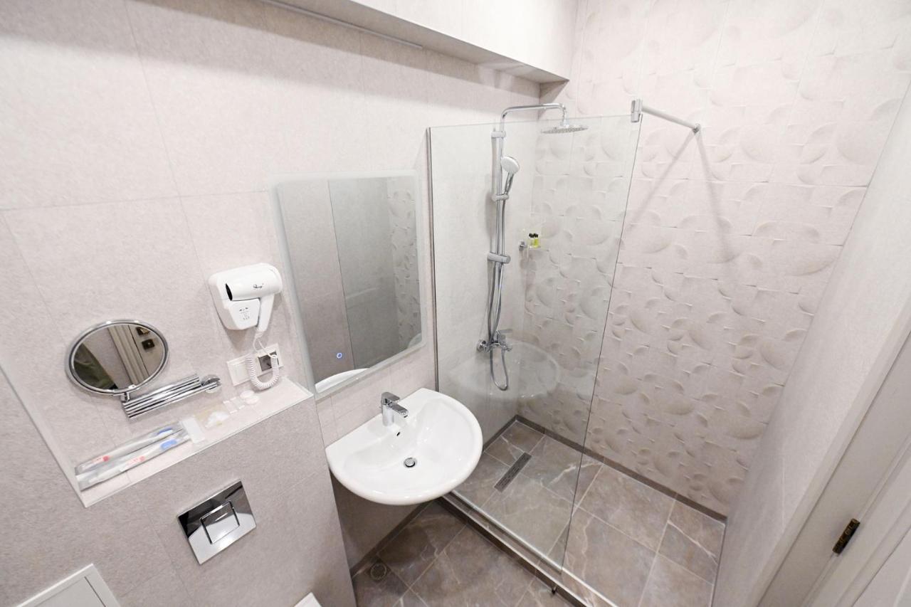 Prime Hotel غيومري المظهر الخارجي الصورة