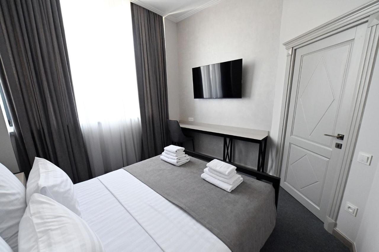Prime Hotel غيومري المظهر الخارجي الصورة