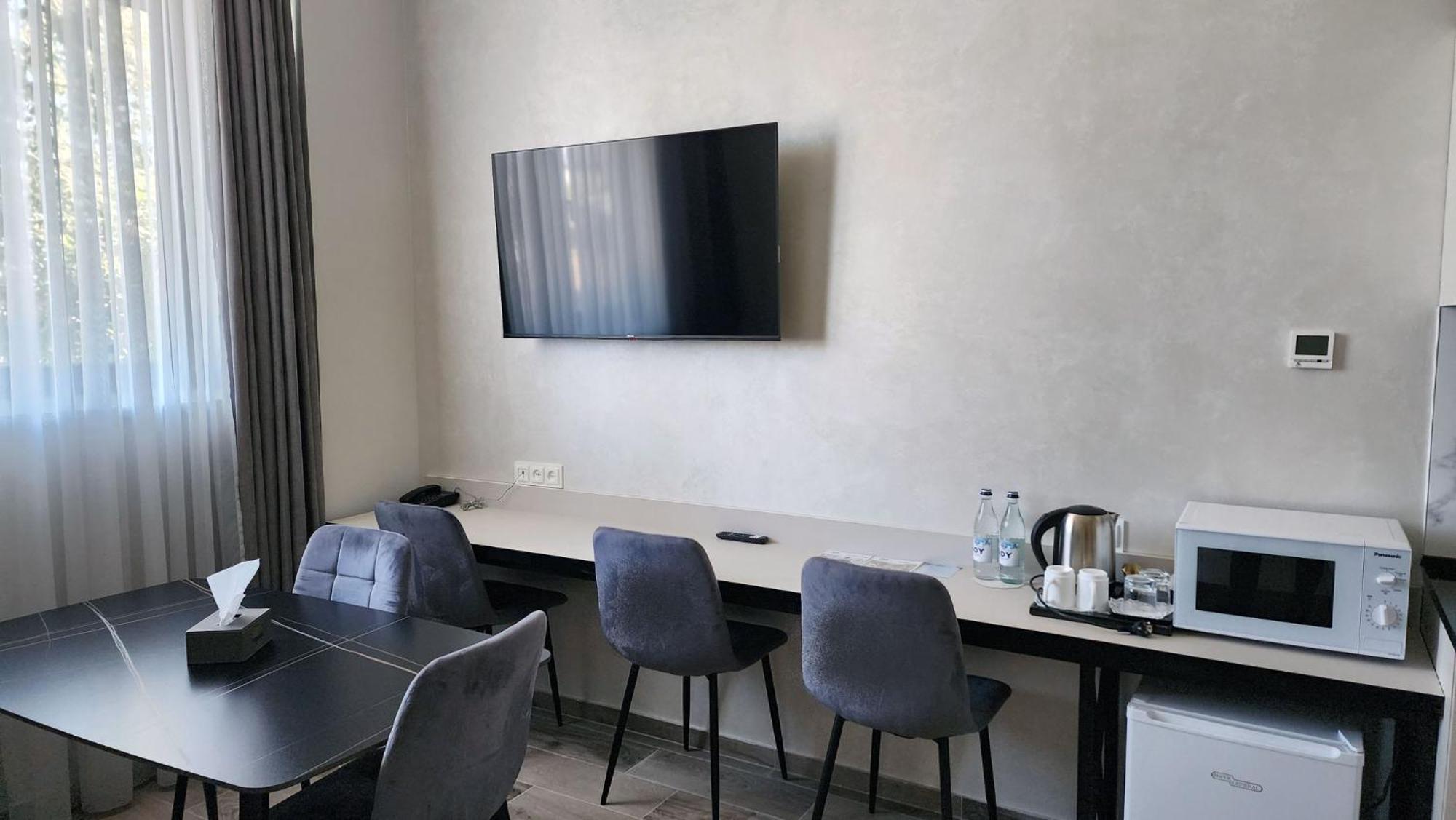 Prime Hotel غيومري المظهر الخارجي الصورة